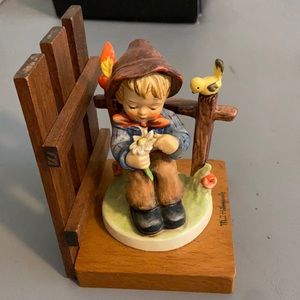 Goebel Hummel She Loves Me Not